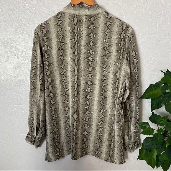 Vintage Jaeger Snakeskin Print Silk Button Down - Picture 6 of 8